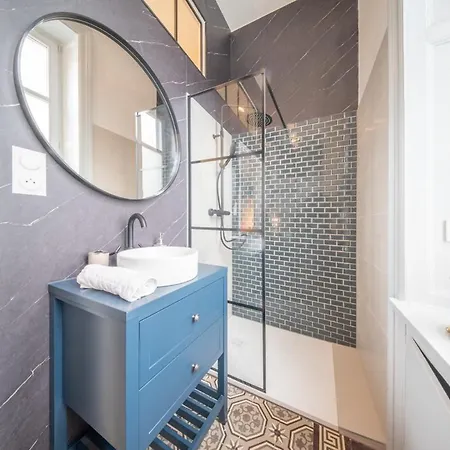 Beautiful Centre De Caractere - Private Free Parking Included شقة *